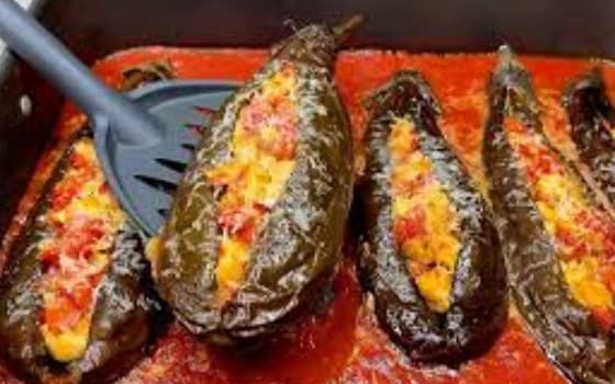 بادمجان شکم پر